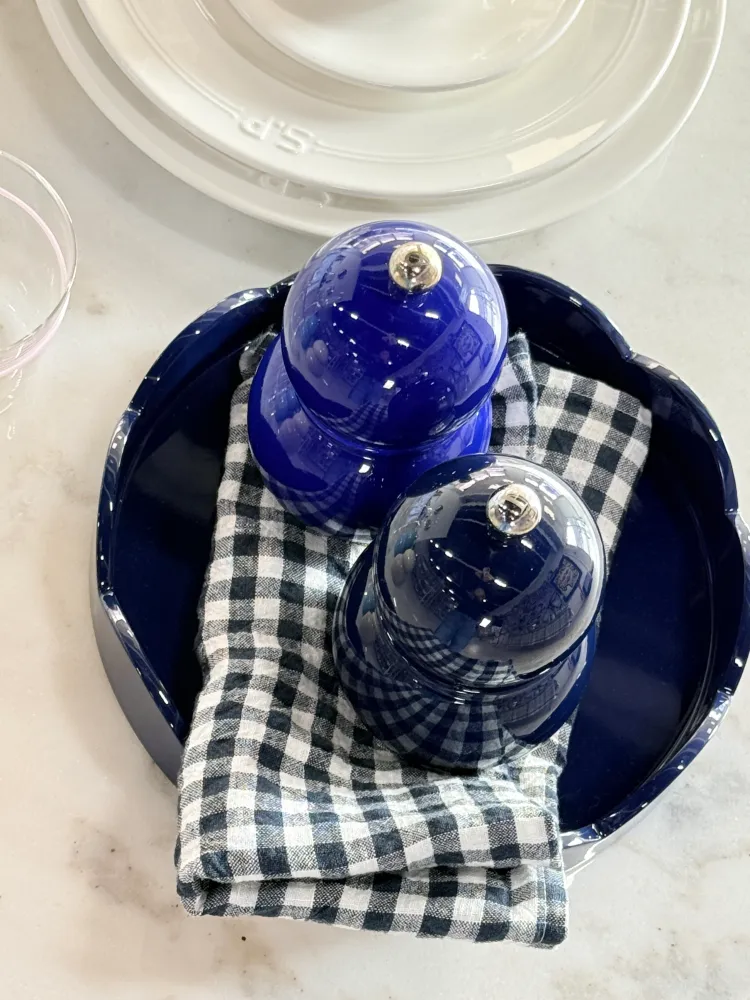 Scalloped Small Round Tray Navy