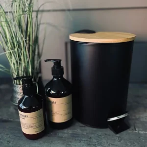 Toiletspand med bambus låg