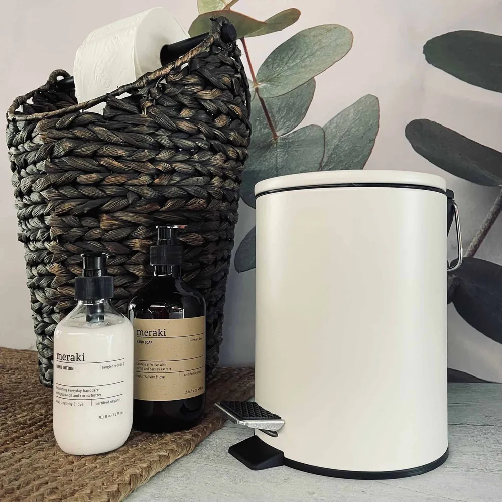 Toiletspand med softclose låg – Hvid 3 liter