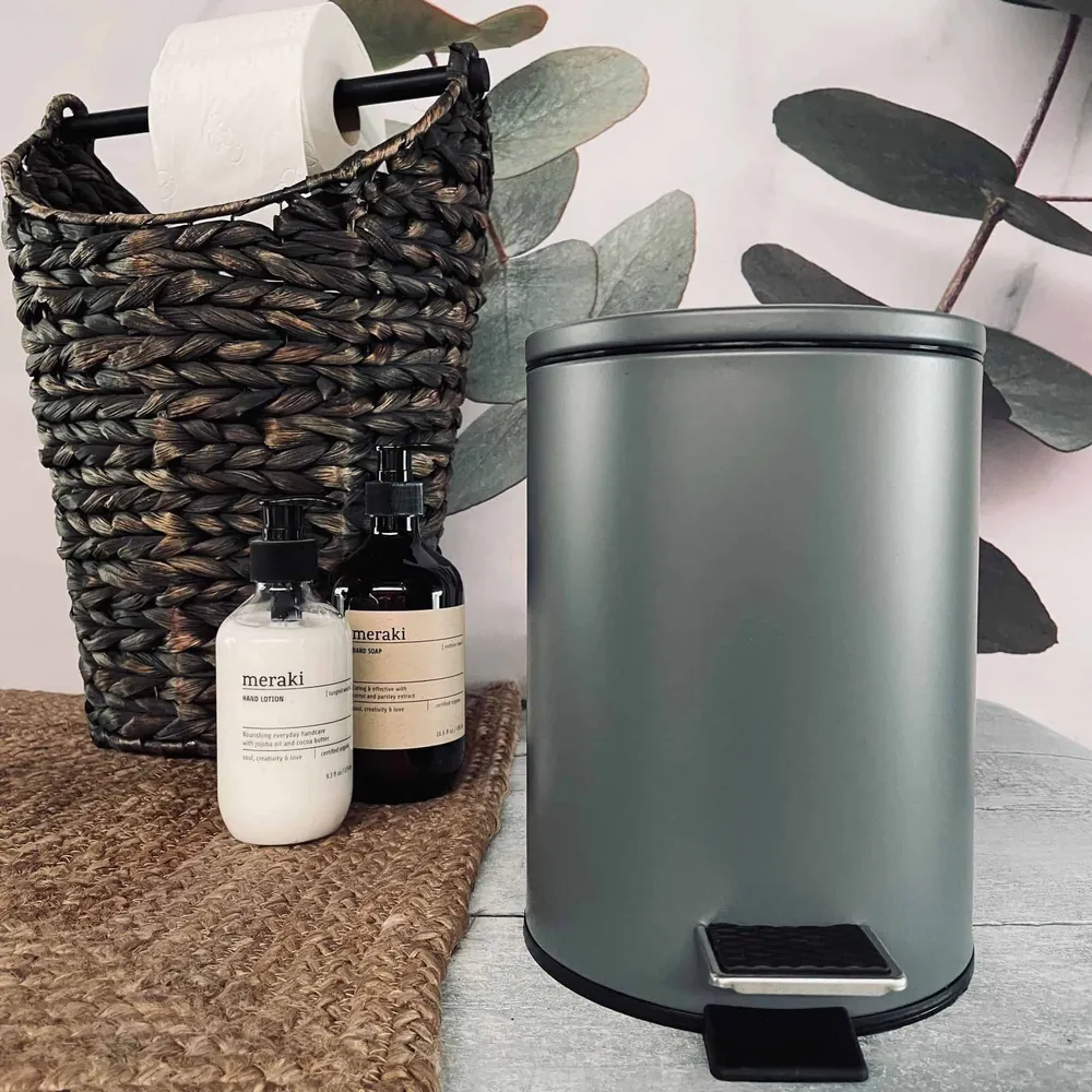 Toiletspand med softclose låg – Grå 3 liter