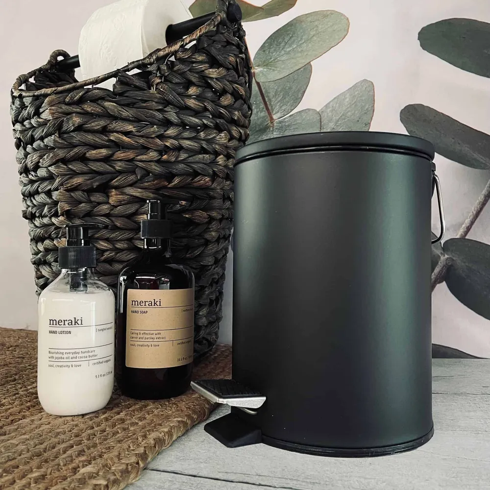 Toiletspand med softclose låg - Sort 3 liter