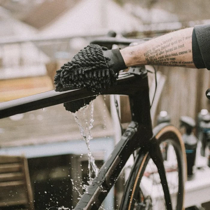DYNAMIC BIKE CLEANING GLOVE Mikrofiberhandske