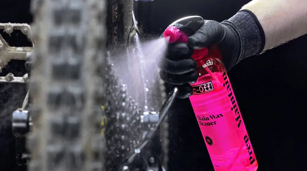 MUC-OFF CHIAN WAX CLEANER (500 ml)