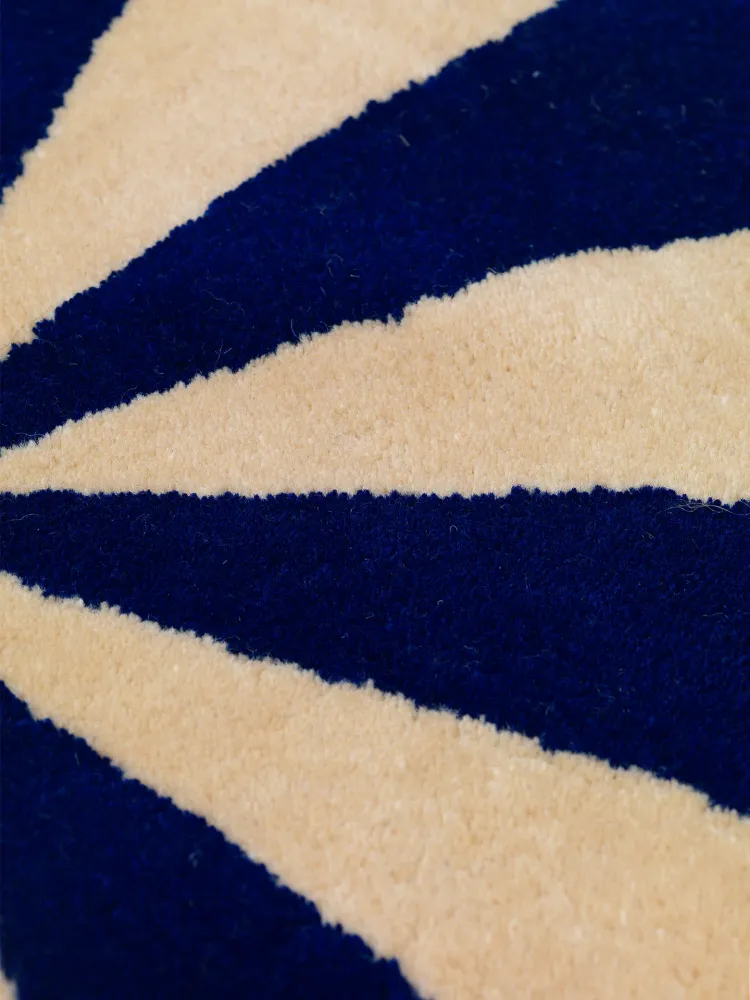 Arch Tufted Rug - Bright Blue/Off-White Oe70 Ferm Living - DK