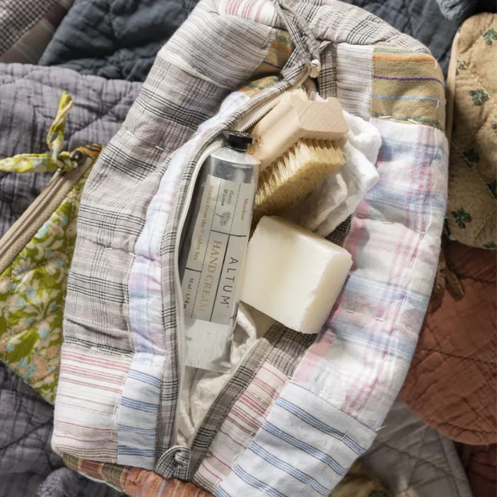 Ib Laursen - Toilettaske UNIKA quiltet patchwork m/indvendige lommer