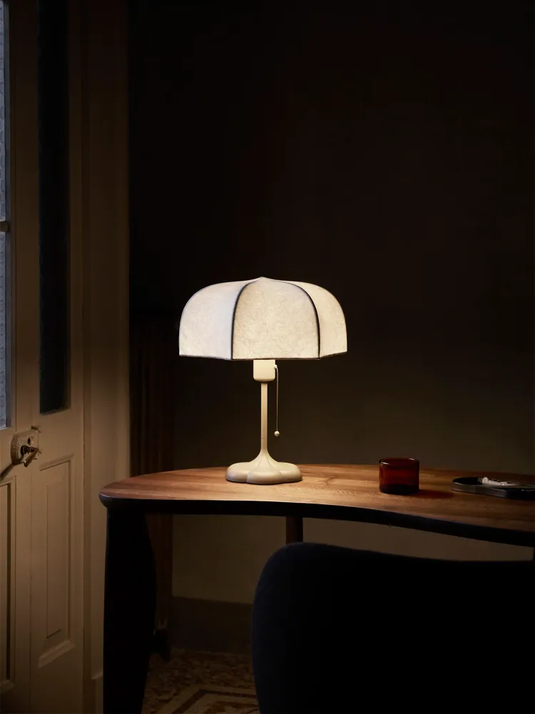 Poem Table Lamp - White/Cashmere Ferm Living - DK