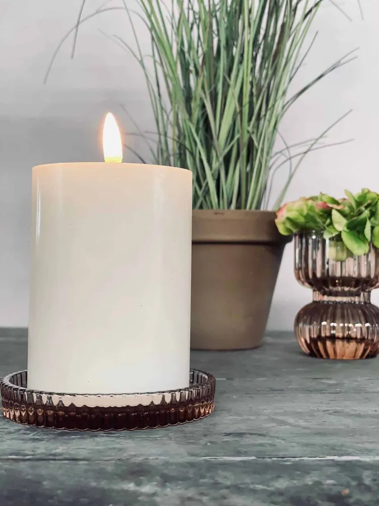 Lysfad i rillet glas – Mocca / brown
