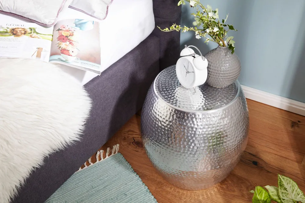 Sidebord I Hamret Metallic, Sølvfarvet