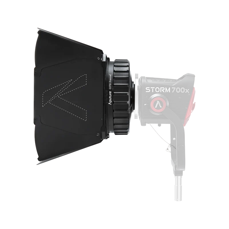 APUTURE CF10 FRESNEL AND BARN DOORS KIT