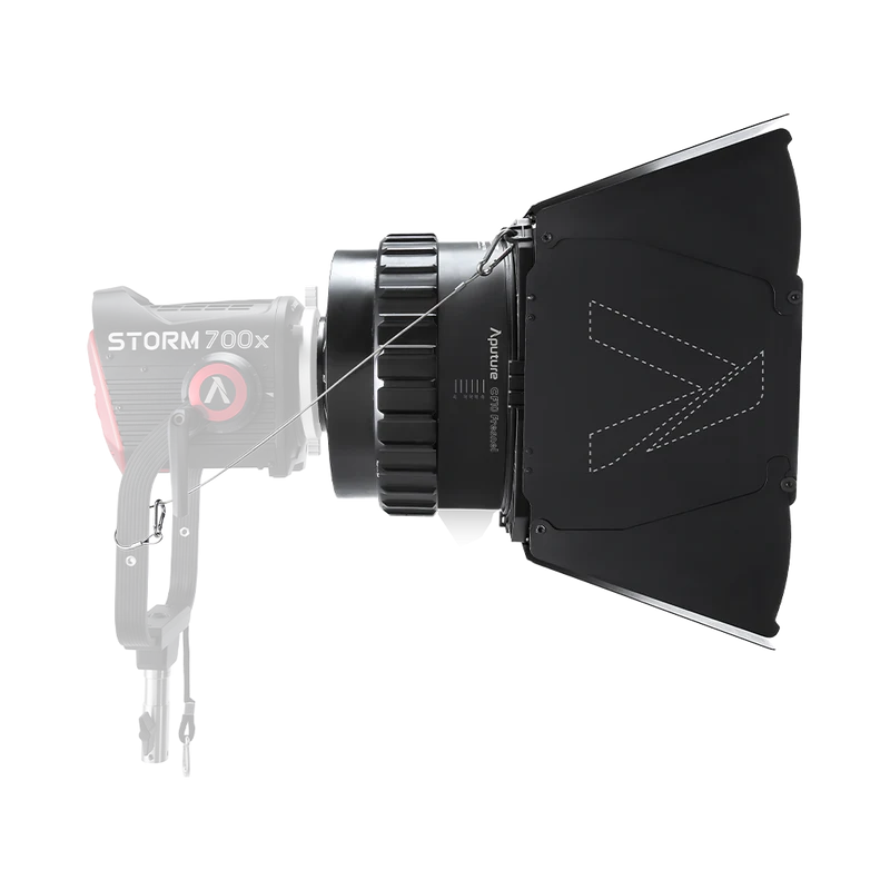 APUTURE CF10 FRESNEL AND BARN DOORS KIT