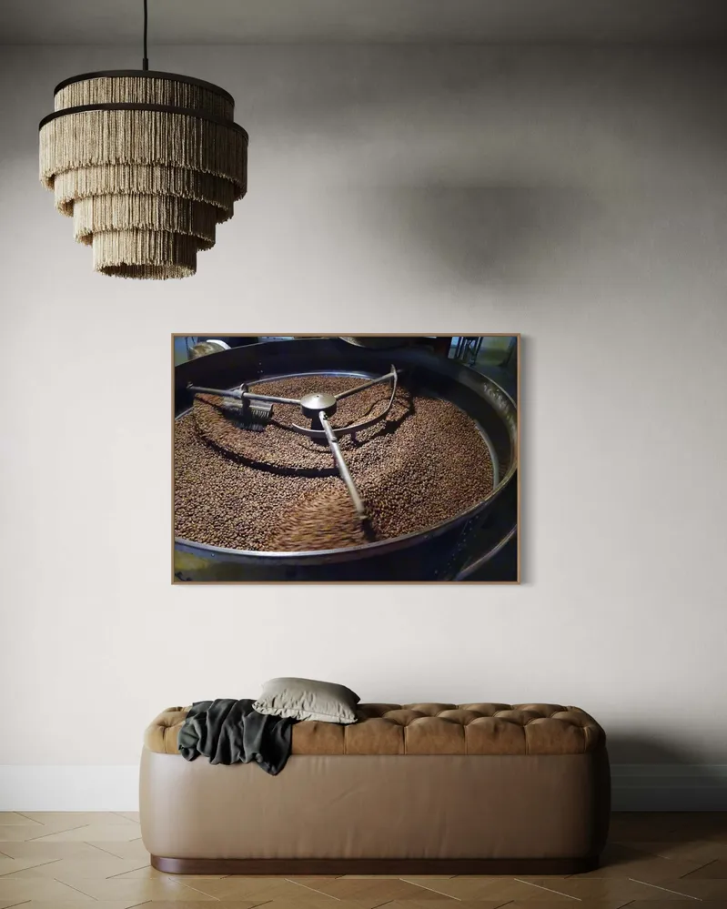 French Press Grinding coffee 13x18