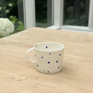 Ann-Louise Roman kaffekop - små blå prikker