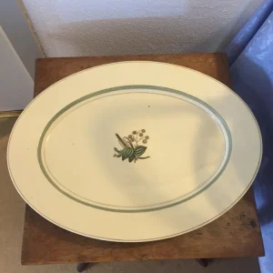 Royal Copenhagen. Hjertegræs, Fad 41 cm #9585