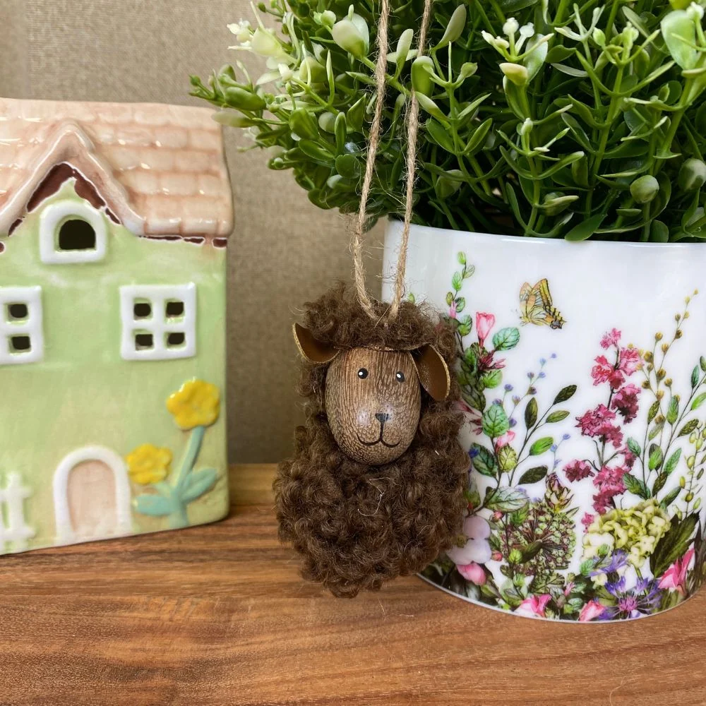 Får med fluffy pels hænge H7 cm - brun