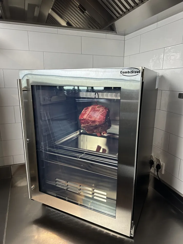 Køleskab 127L bordmodel