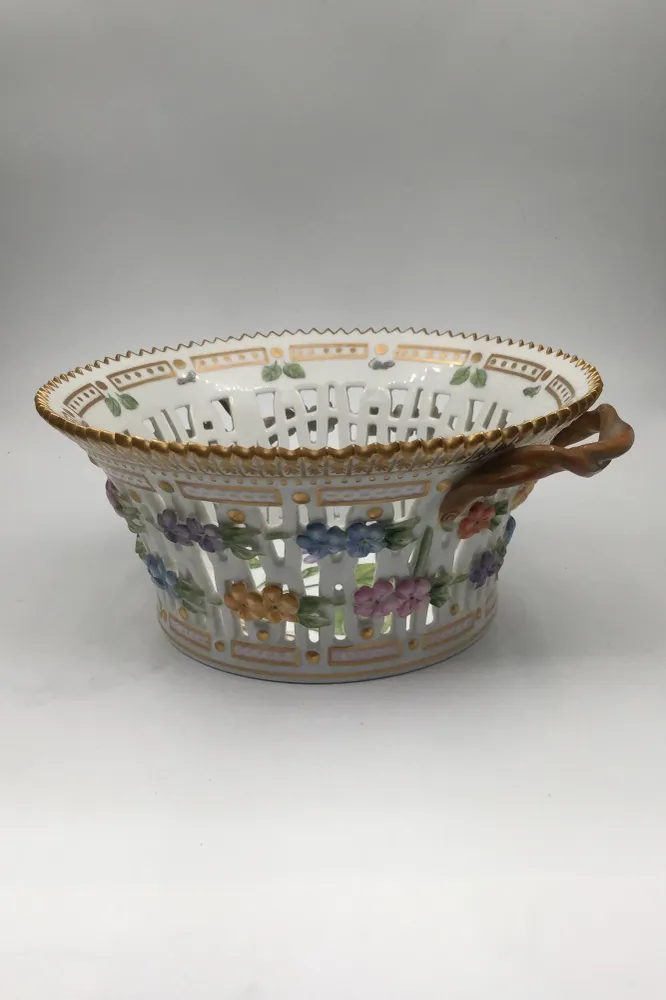 Royal Copenhagen Flora Danica Rund Frugtskål No. 396 (20/3532)