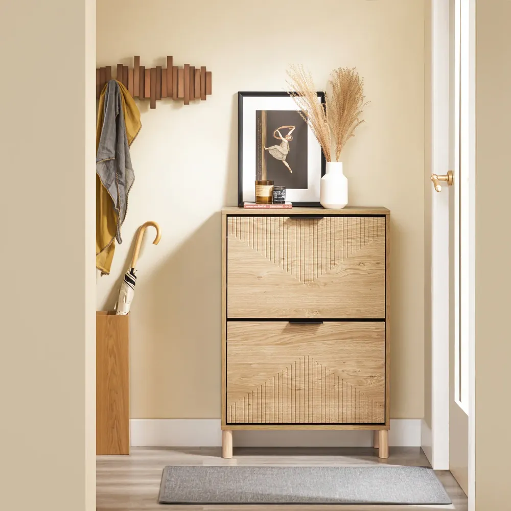 Organisér din entré med et vogue skoskab i trælook (60 x 88 x 24 cm)