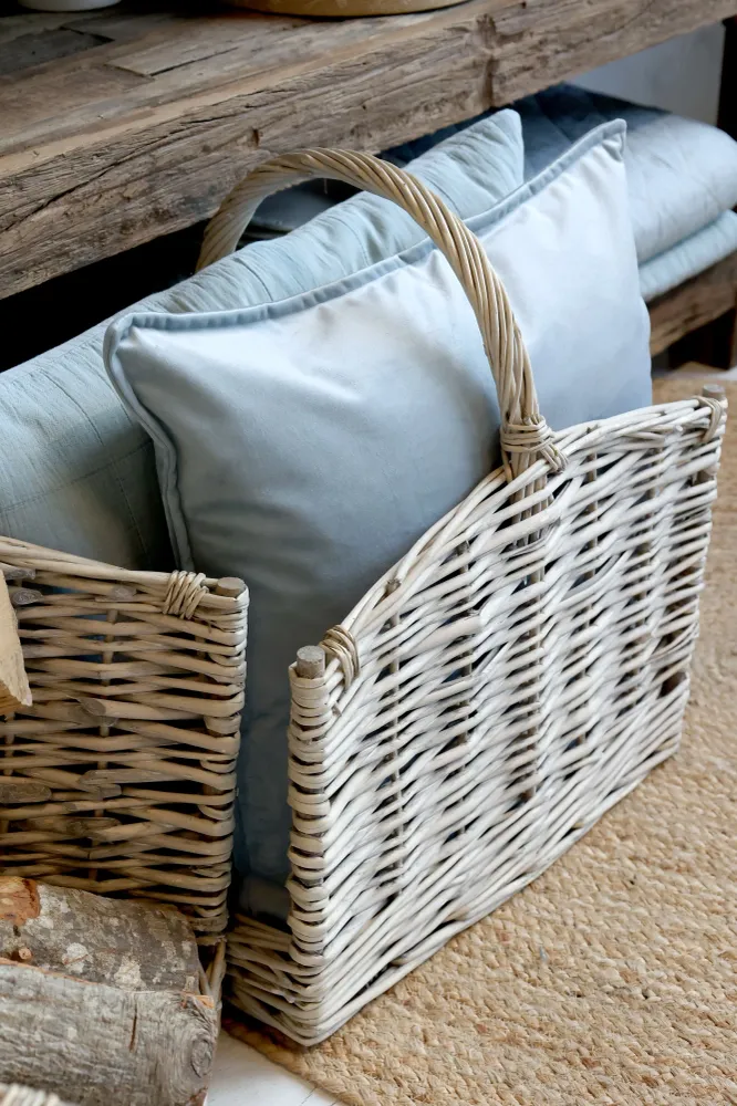 Chic Antique - Kurv til Brænde med Håndtag i Naturflet