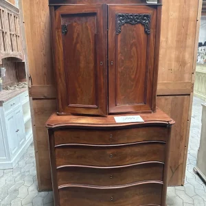 Vitrine skab med 4 skuffer h197 b190 d50