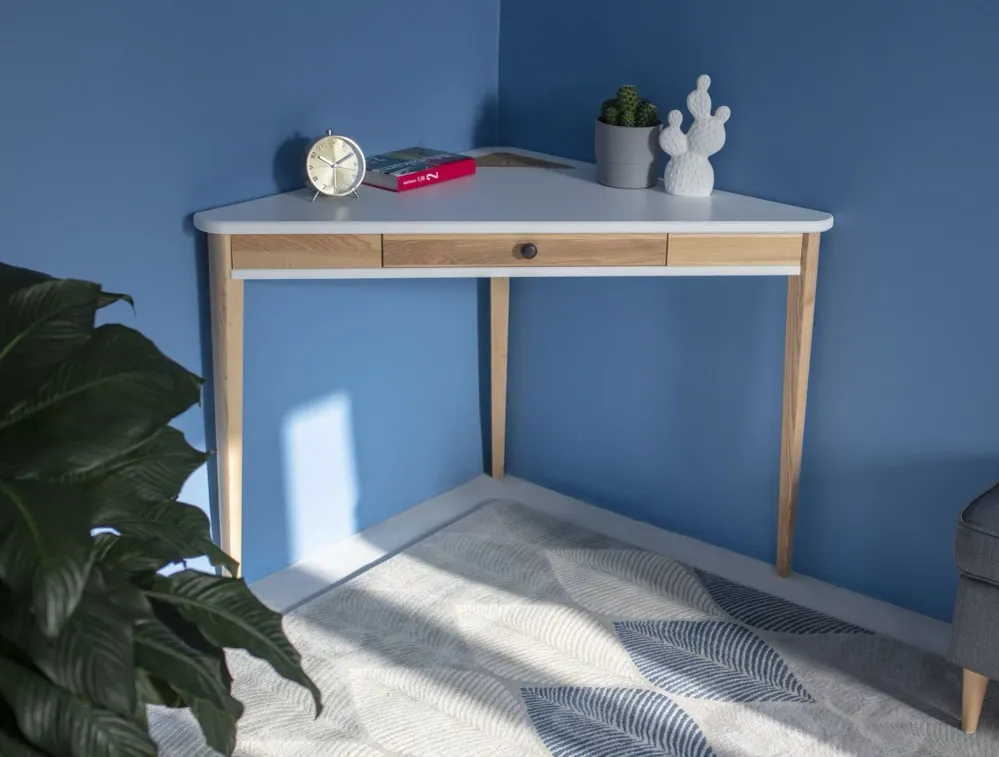 ASHME Hjørneskrivebord 114x85x85cm - Ivory