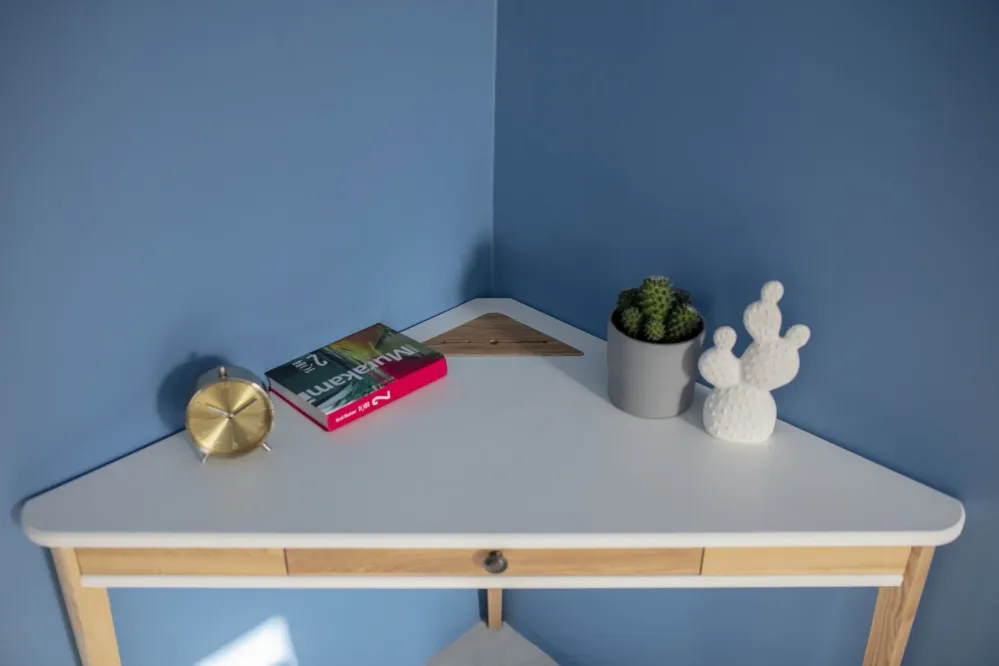 ASHME Hjørneskrivebord 114x85x85cm - Ivory