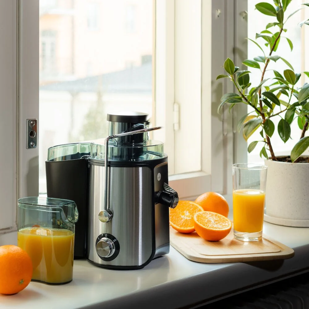 Wilfa JU1S-400 Squeezy Juicecentrifuge, Midnight / Stål