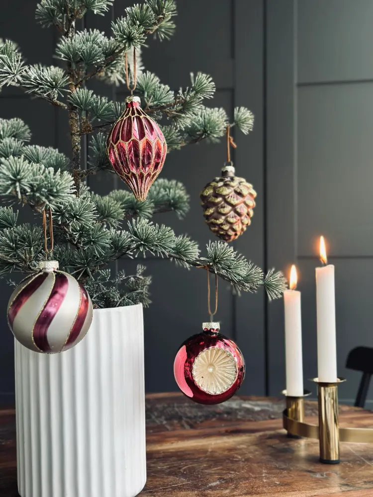 Julekugler i glas - Pakke med 4 stk