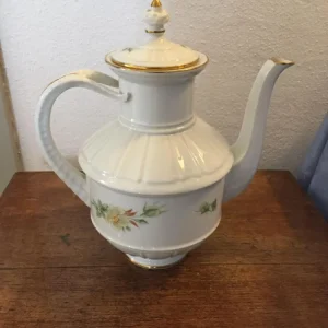 Bing & Grøndahl. Klitrose, Kaffekande #91A