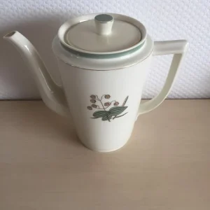 Royal Copenhagen. Hjertegræs, Kaffekande #5533