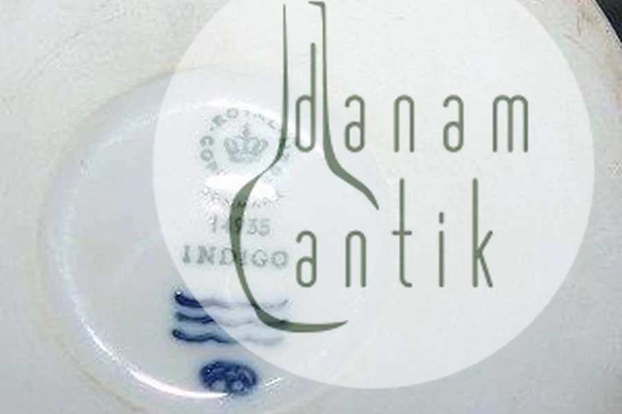 Royal Copenhagen Indigo Kaffekande No 14935