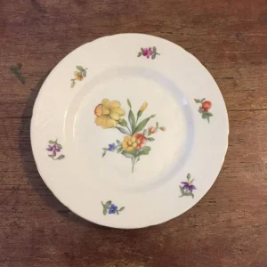 Bing & Grøndahl. Saktisk blomst creme, Kagetallerken #28A