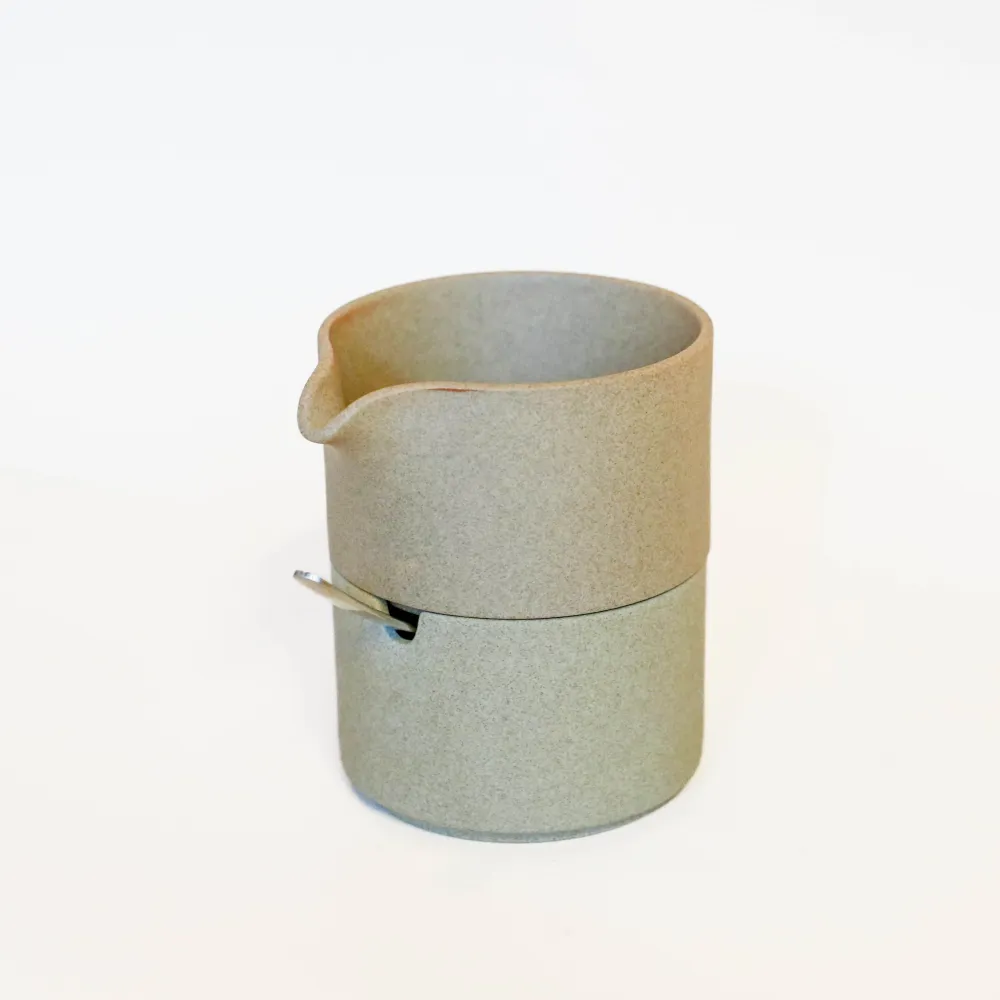 Hasami Porcelain - Mælkekande // Natur brun