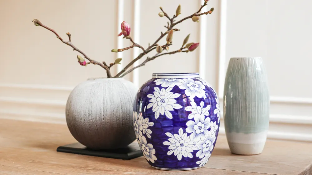 KAZE Vase