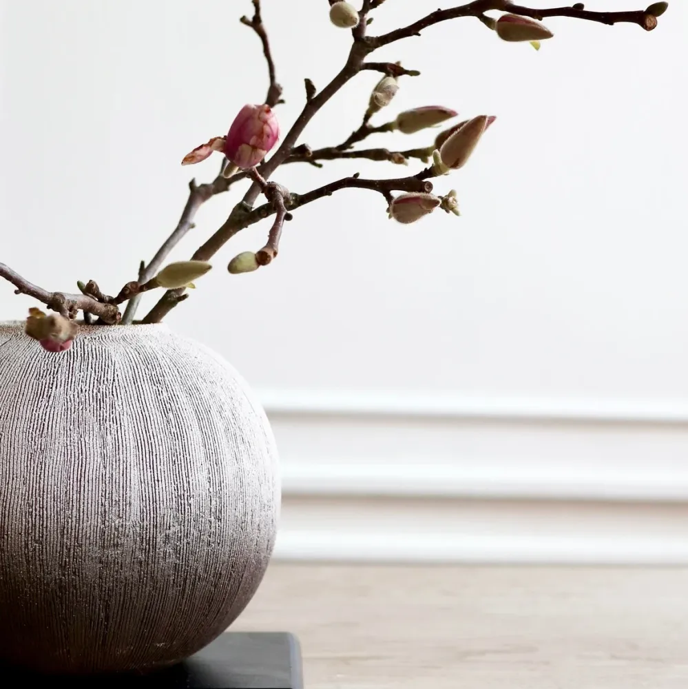 YAMA Vase