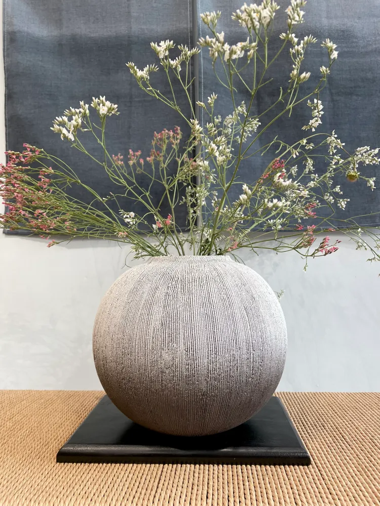YAMA Vase