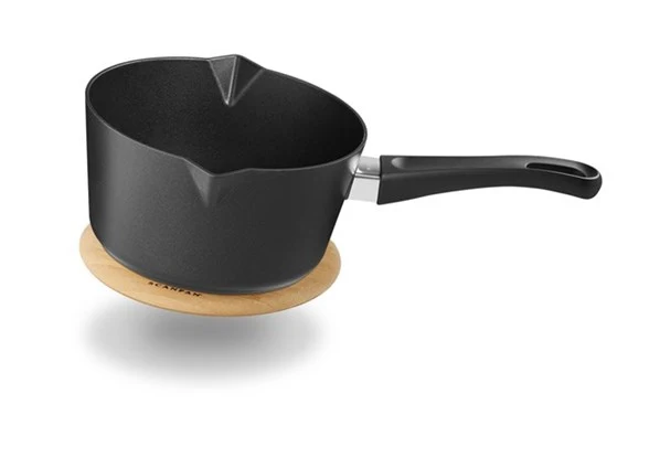 Scanpan Traditionel 18 cm bordskåner med magnet