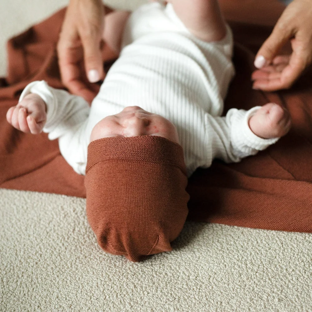 PUUKI Hyggeligt merino-sæt til baby i terrakotta