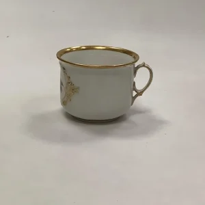 Antik Royal Copenhagen Kaffekop med Blomster Motiv