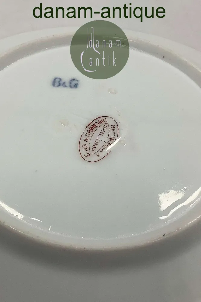 Bing og Grøndahl Art Nouveau Anemone Frokosttallerken No 26