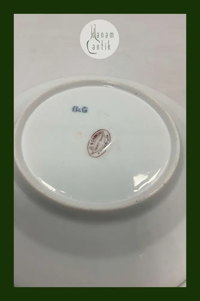 Bing og Grøndahl Art Nouveau Anemone Frokosttallerken No 26