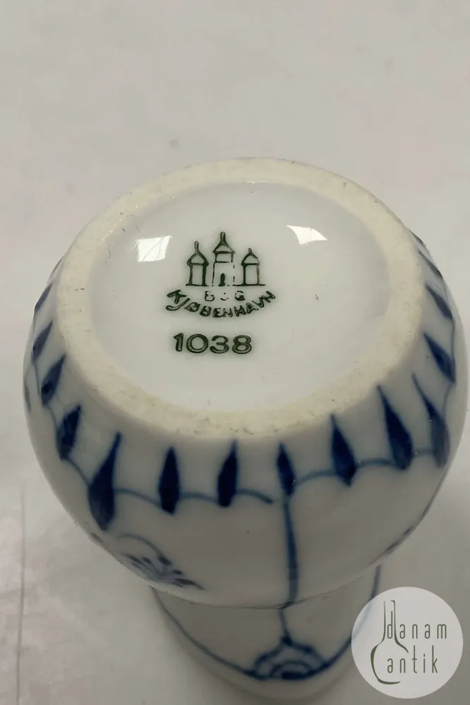 Bing & Grøndahl Blåmalet Musselmalet flødekande No 1038