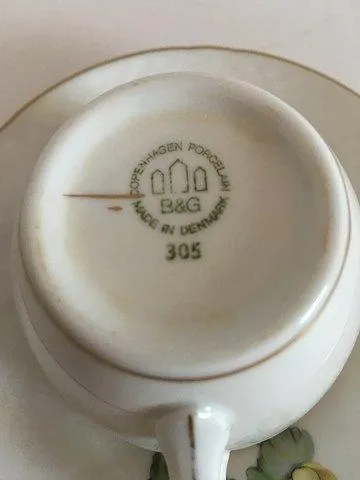 Bing og Grøndahl Erantis Kaffekop og Underkop No. 305