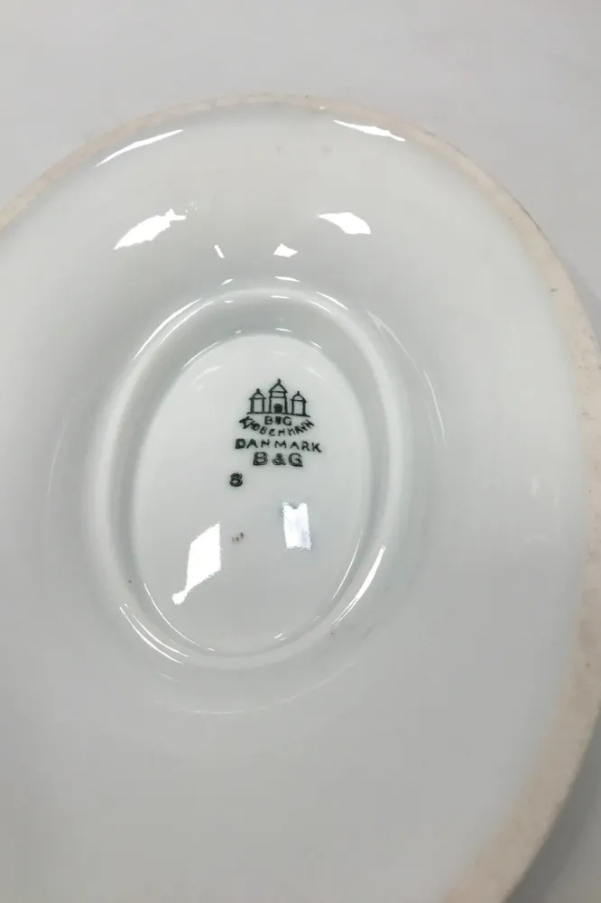 Bing and Grøndahl Sommerfugl med Guld Sovseskål No. 8