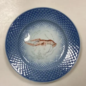 Bing og Grøndahl Blå Tone Fisketallerken Motiv 5 Hummer No. 716 - SKÅRET/SLIDT