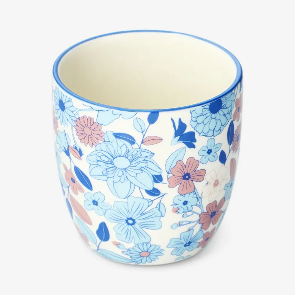 Blå blomstret espressokop