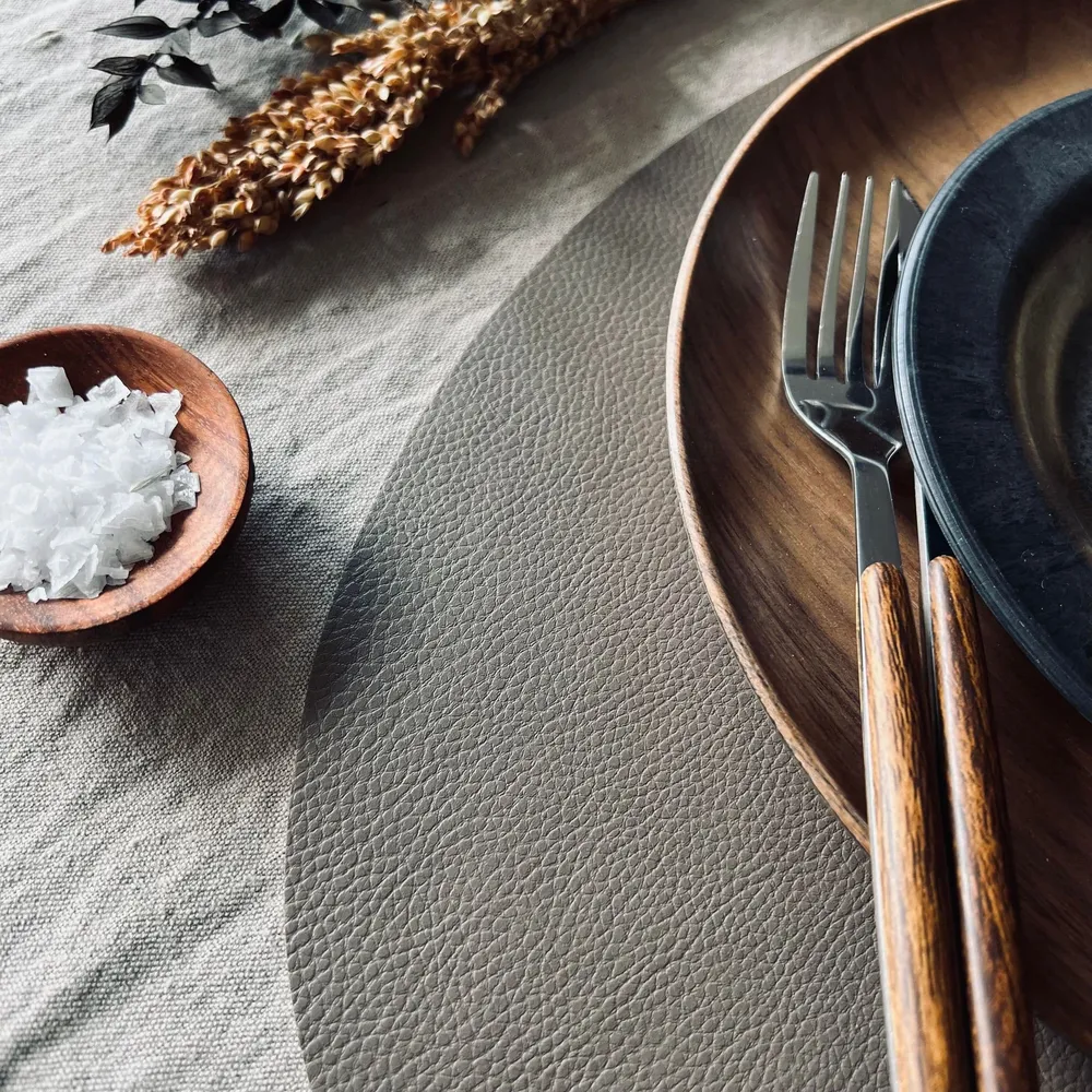Dækkeserviet - Vendbar Beige / Taupe