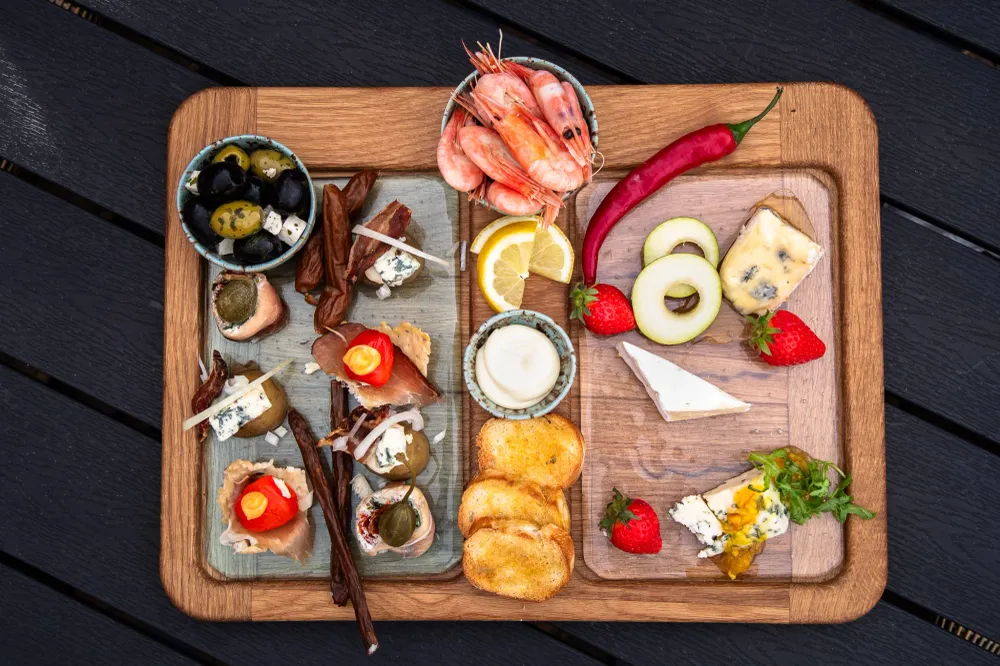 Eat on Bornholm - Glasplade str. 1 - Klippen