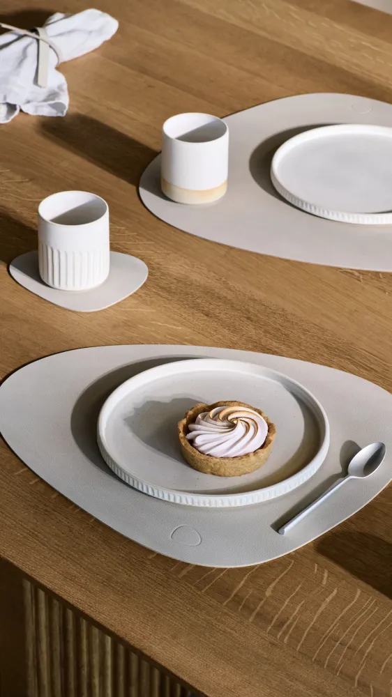 Glasbrik, Curve - Linen