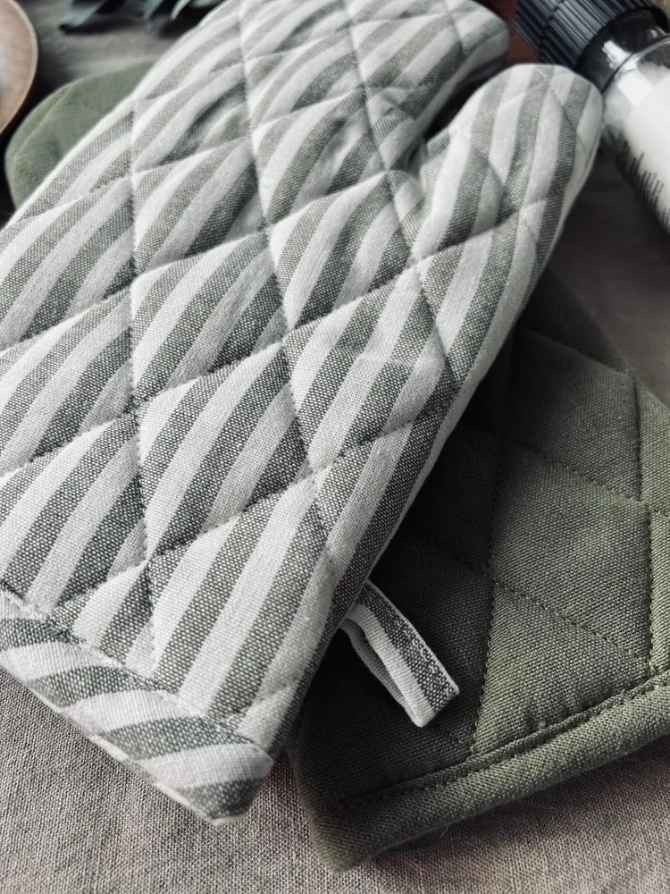 Grillhandske - Quilt Salvie strib