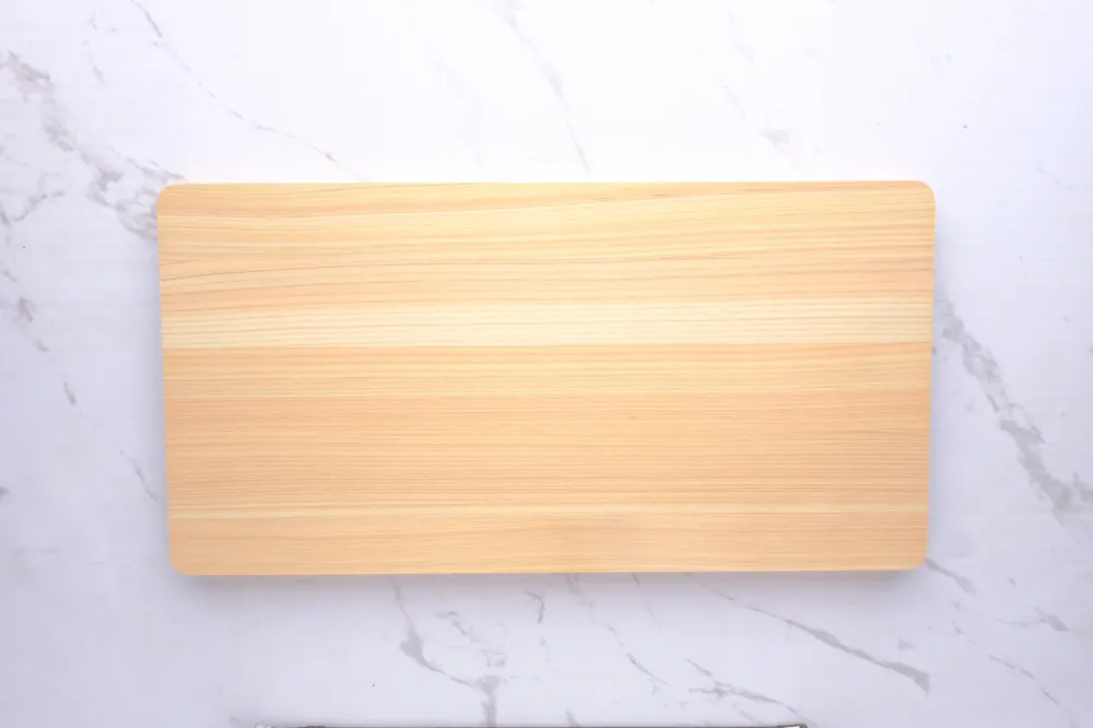 Konosuke - Hinoki Skærebræt 39x20x2